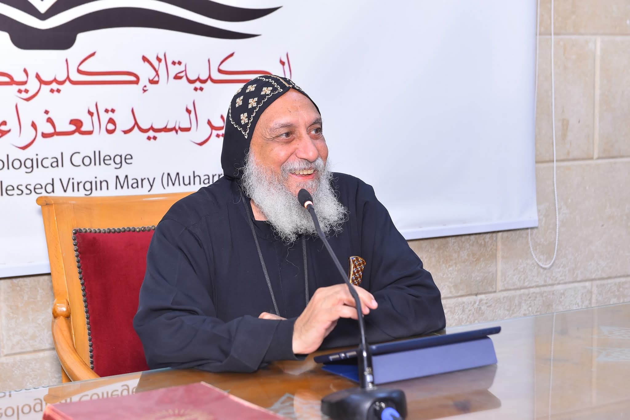 طلاب الكلية