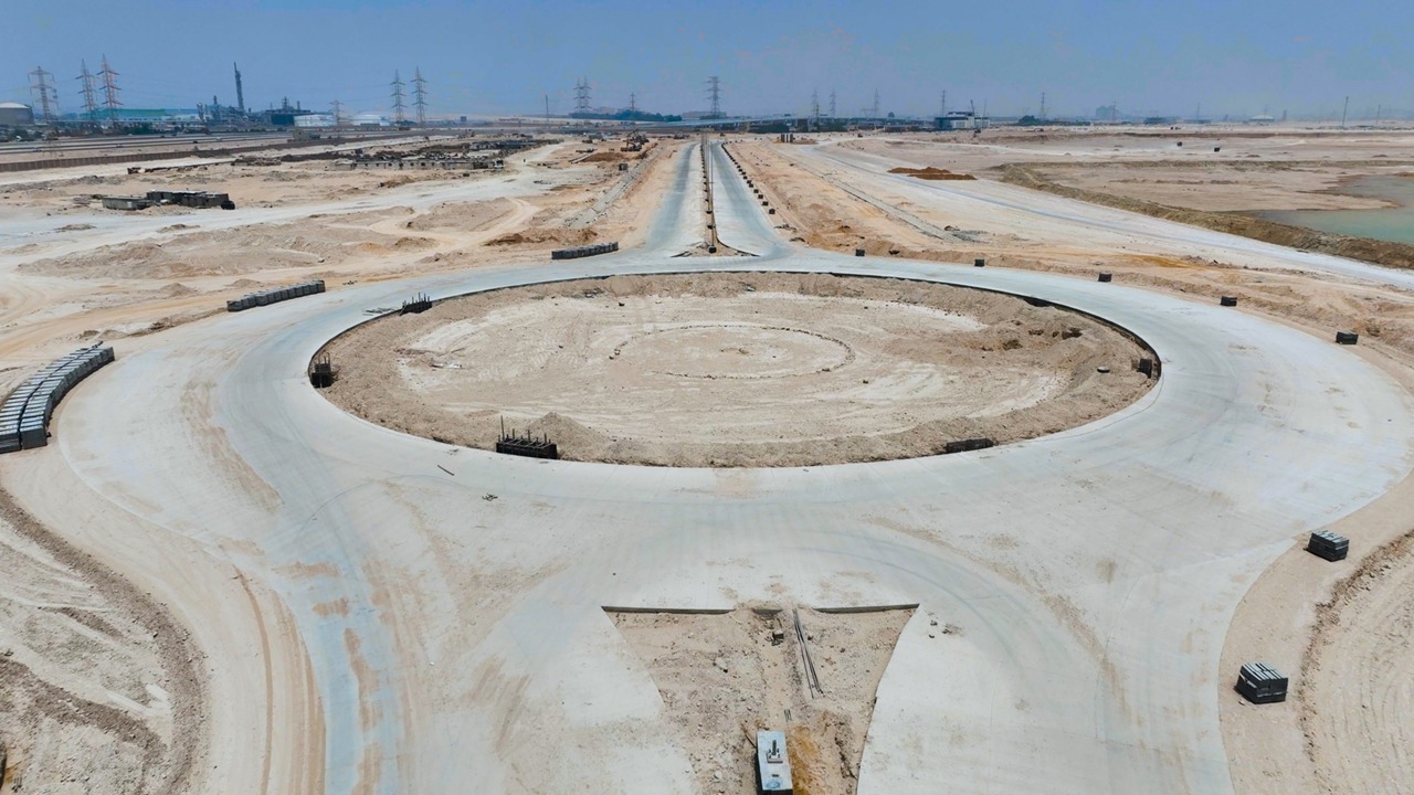 النقل: تطوير ميناء السخنة عشان مصر تبقى مركز إقليمي للنقل واللوجستيات 9 1764512062 21 النقل تطوير ميناء السخنة عشان مصر تبقى مركز إقليمي للنقل