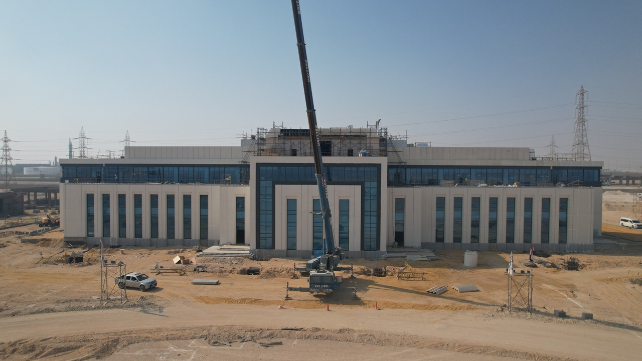 النقل: تطوير ميناء السخنة عشان مصر تبقى مركز إقليمي للنقل واللوجستيات 13 1764512063 478 النقل تطوير ميناء السخنة عشان مصر تبقى مركز إقليمي للنقل