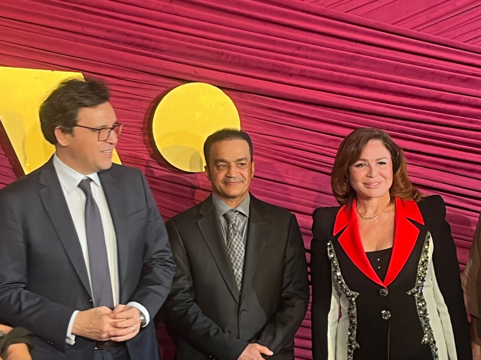 1764523640 884 وزير الثقافة وصل لحضور ختام مهرجان شرم الشيخ للمسرح الشبابي