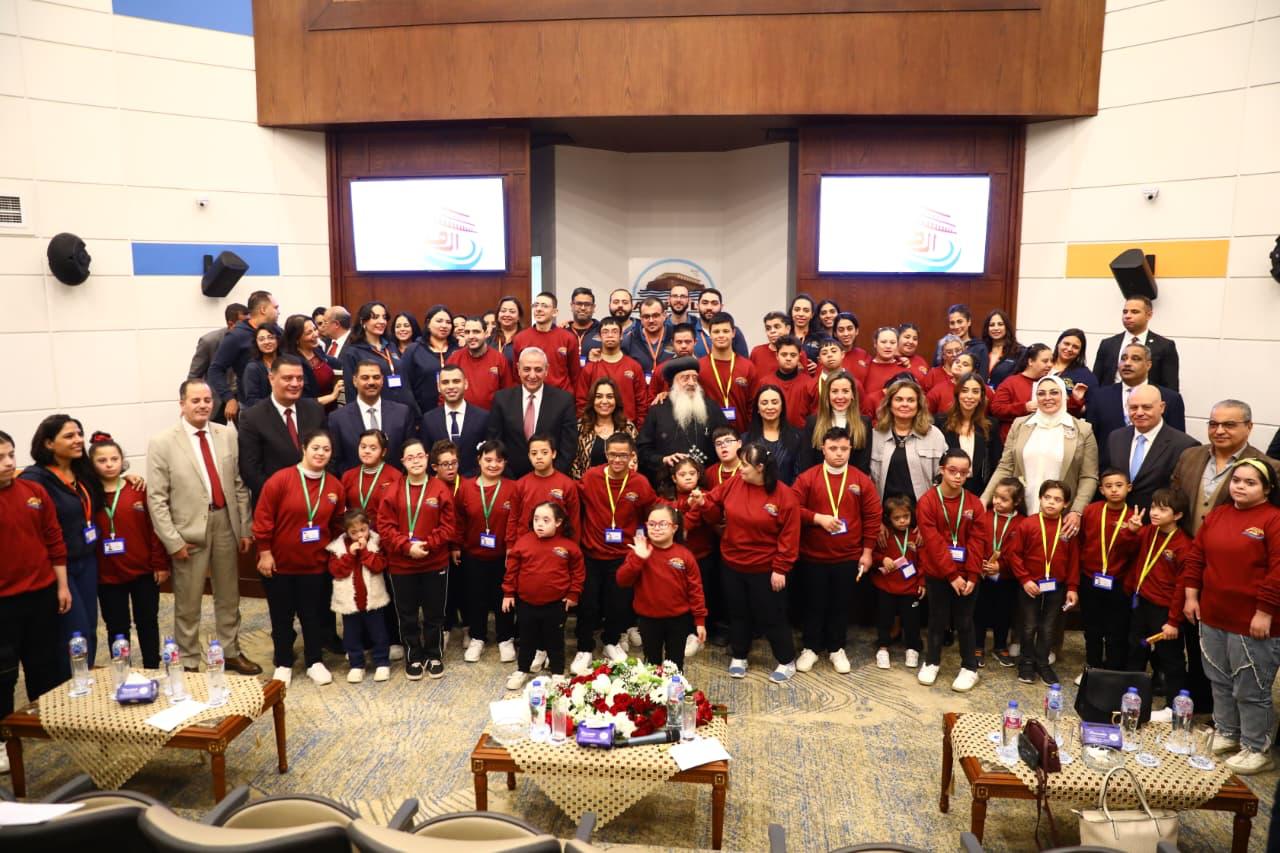 1764525877 977 وزيرتان من التضامن والتنمية المحلية تزوران مركز الفلك لرعاية أبطال