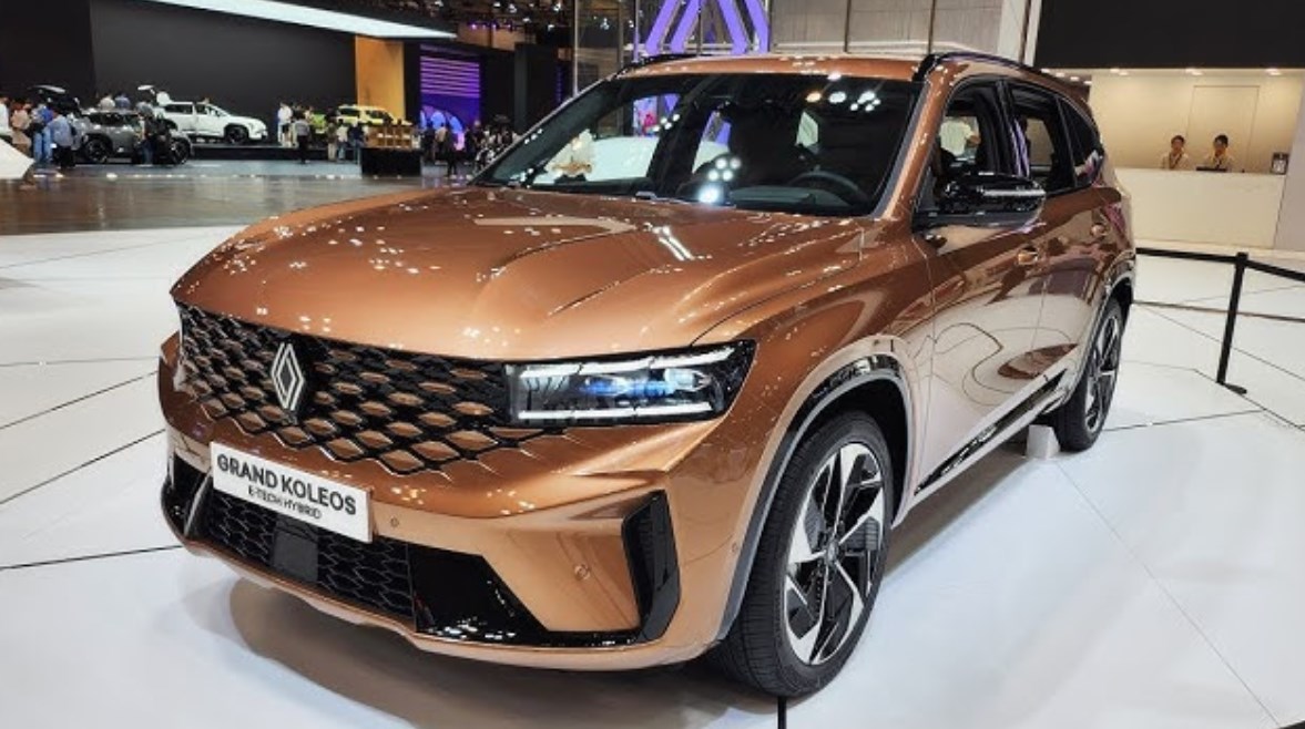 1764529341 847 أحدث مواصفات رينو كوليوس 2026 الرياضية مع صورها