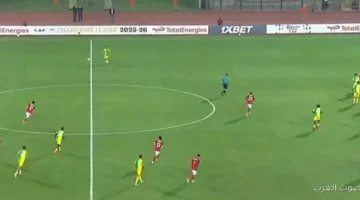 30 دقيقة الأهلي مسيطر وهدف ملغي قدام شبيبة القبائل في