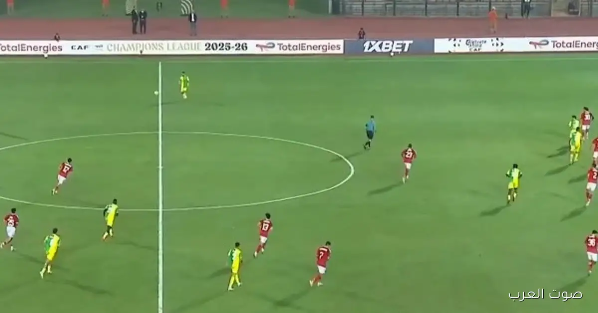 30 دقيقة.. الأهلي مسيطر وهدف ملغي قدام شبيبة القبائل في دوري أبطال إفريقيا
