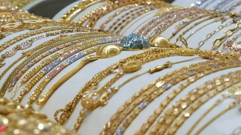 أسعار الذهب في مصر ثابتة مع نهاية يوم السبت