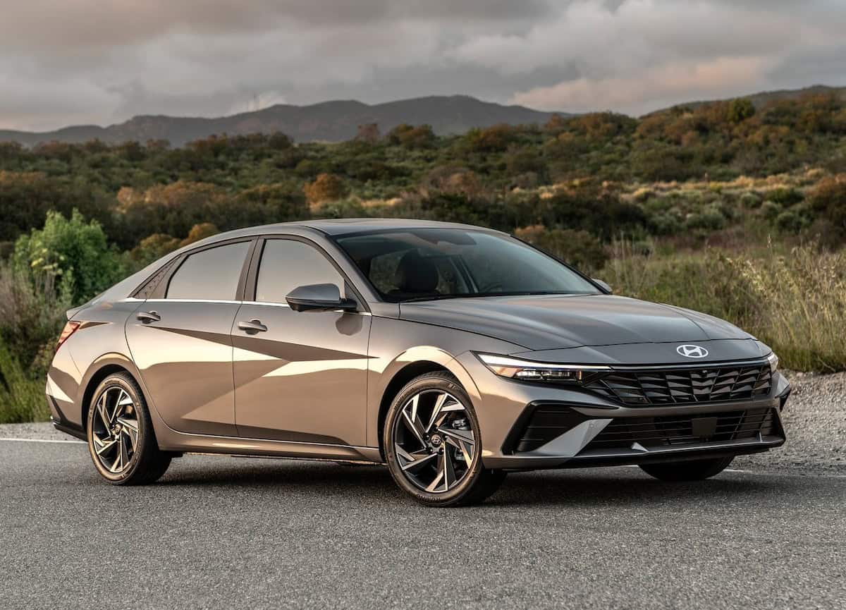 أسعار ومواصفات هيونداي النترا 2026 في السعودية