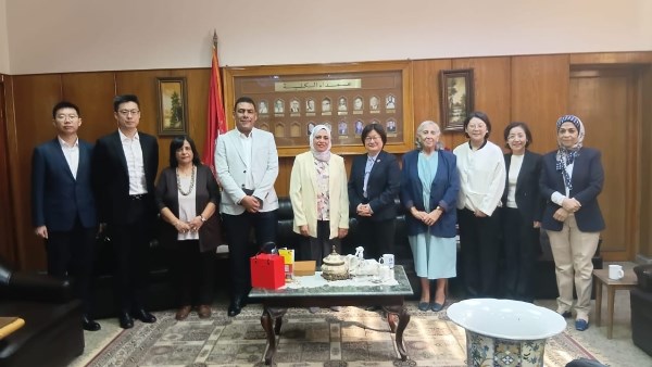 ألسن عين شمس تتعاون مع الجامعة المفتوحة لتحسين تدريس اللغة الصينية باستخدام التكنولوجيا الحديثة