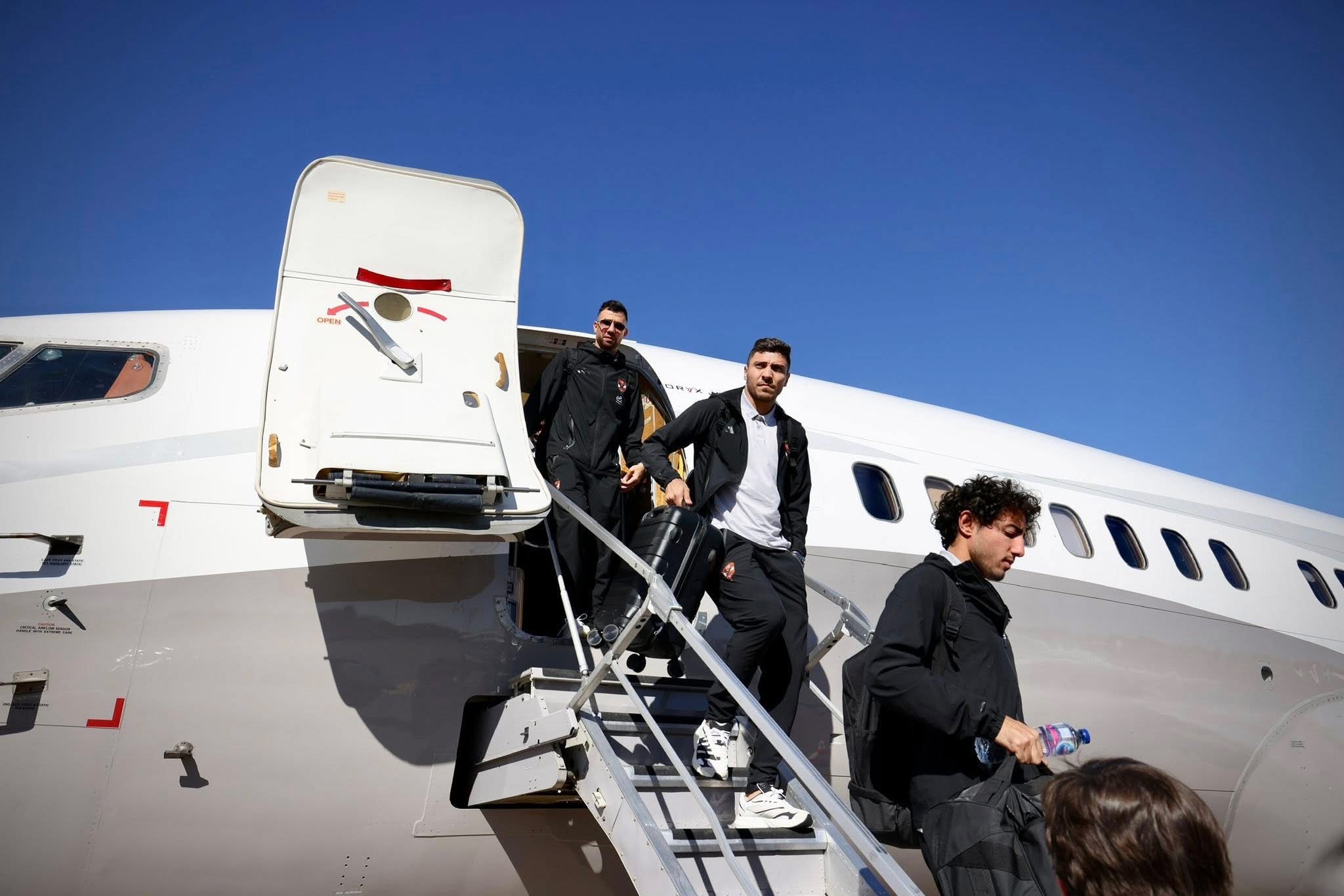 أهلا وسهلا.. صور لحظة وصول الأهلي المغرب! 3 أهلا وسهلا صور لحظة وصول الأهلي المغرب