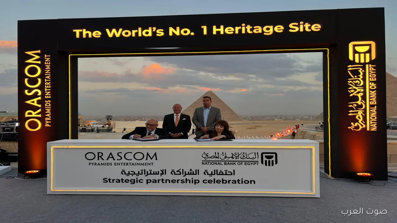 أوراسكوم بيراميدز تمدد شراكتها مع البنك الأهلي المصري لخمس سنوات