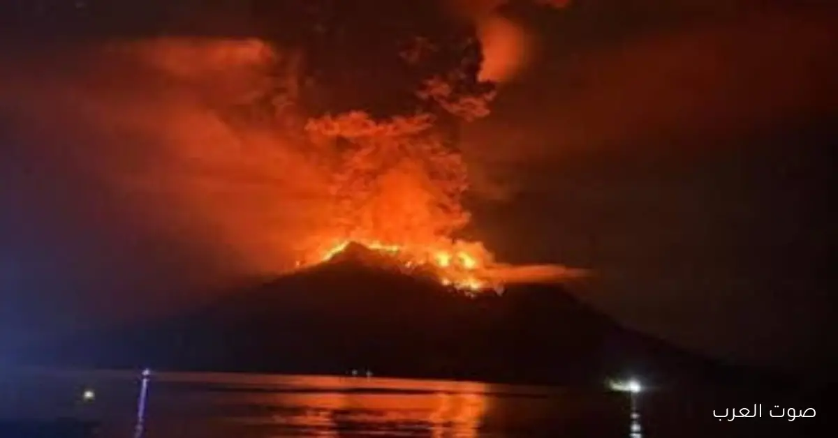 إندونيسيا: بركان سيميرو يخلّي المئات يسيبوا بيوتهم