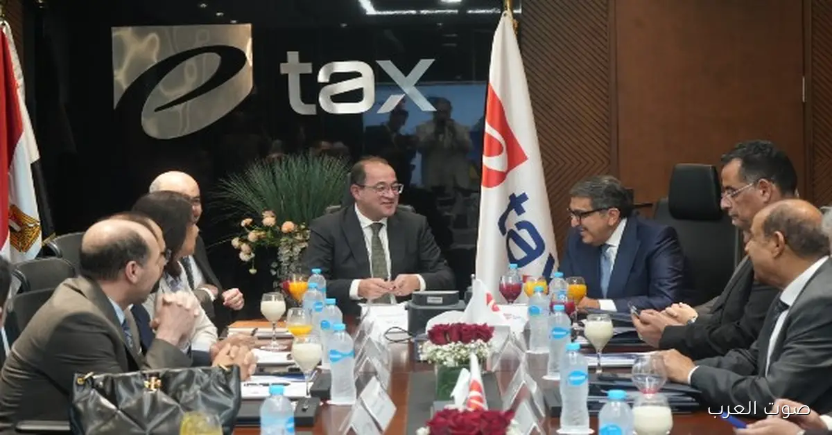 إى.تاكس بعد زيارة وزير المالية: هدفنا نوصل لأعلى مستوى من رضا الممولين عن الضرائب