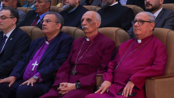 130 عامًا من الريادة.. رئيس الكنيسة الأسقفية يشارك الاحتفال بمسيرة دار الإفتاء المصرية