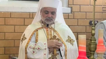 الأنبا عمانوئيل يحتفل بقداس عيد الشهيد مار جرجس في كنيسته