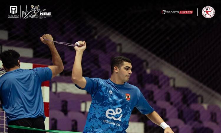 الأهلي ضد سموحة