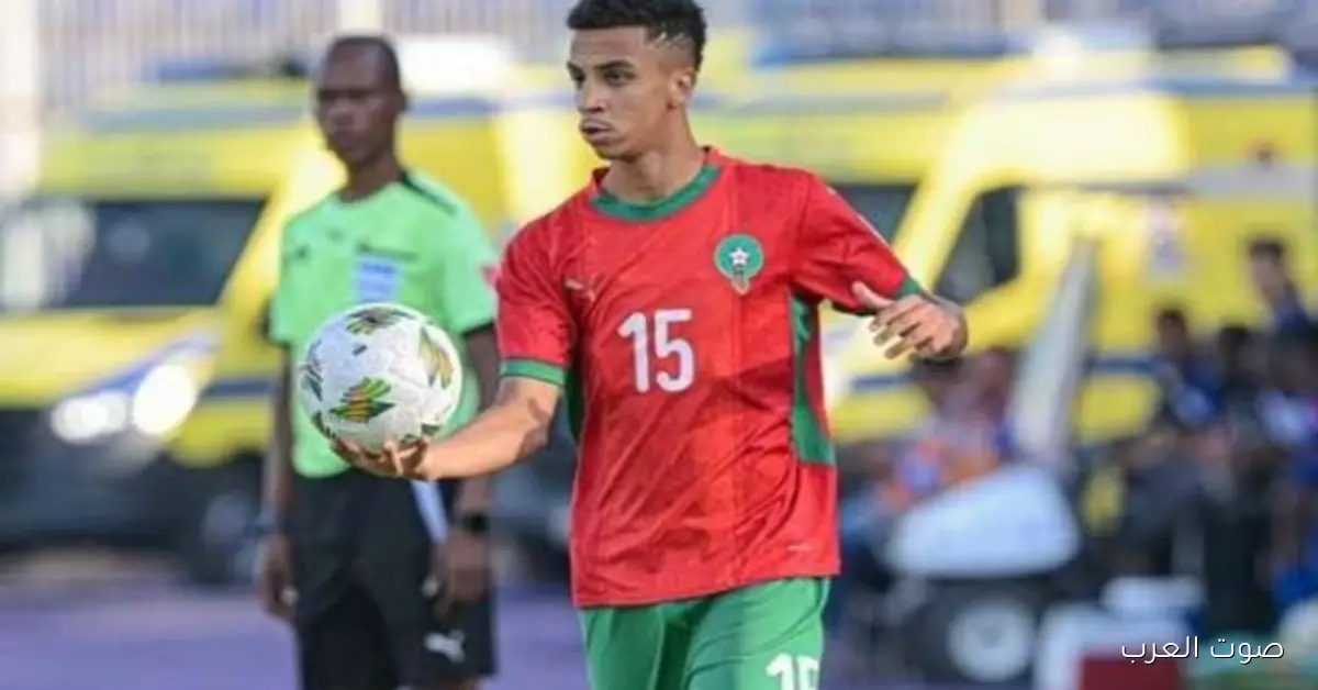 الأهلي يتفق مع المغربي فؤاد الزهواني لتعزيز الجبهة اليسرى في يناير