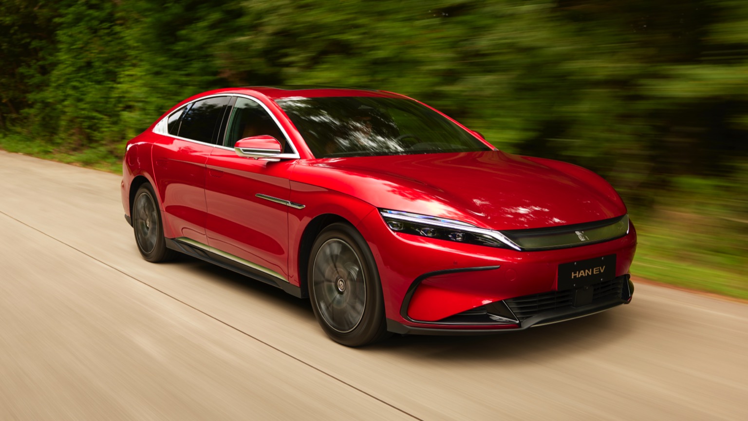 الإمارات بقت تاني أكبر بلد تستورد سيارات كهربائية صينية