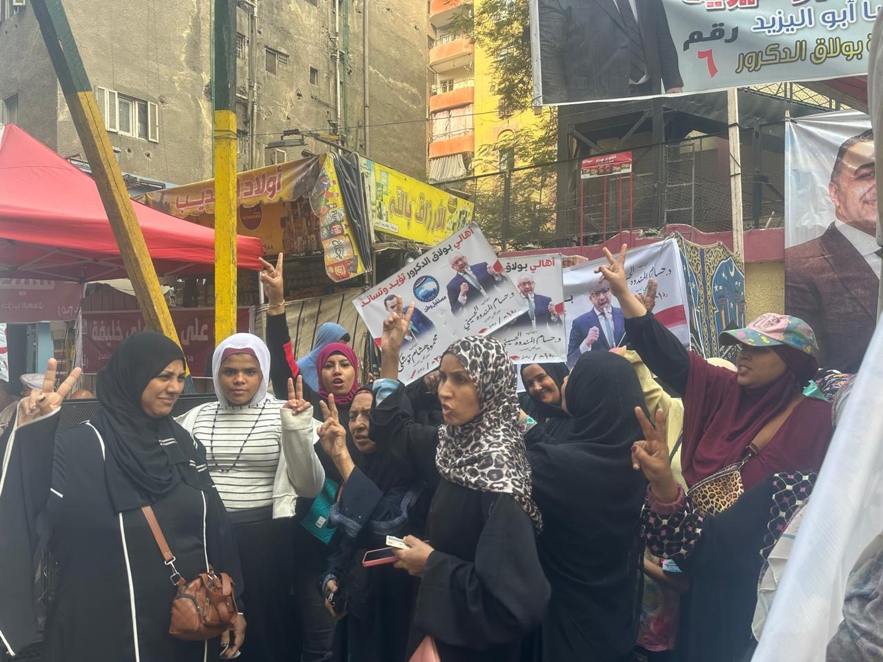 الانتخابات في بولاق الدكرور الناخبين مستمرين في التوافد على اللجان