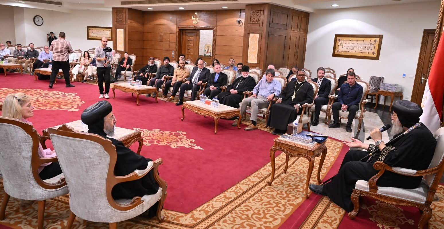 البابا تواضروس يستقبل أعضاء مبادرة لوزان في حدث مميز 3 البابا تواضروس يستقبل أعضاء مبادرة لوزان في حدث مميز