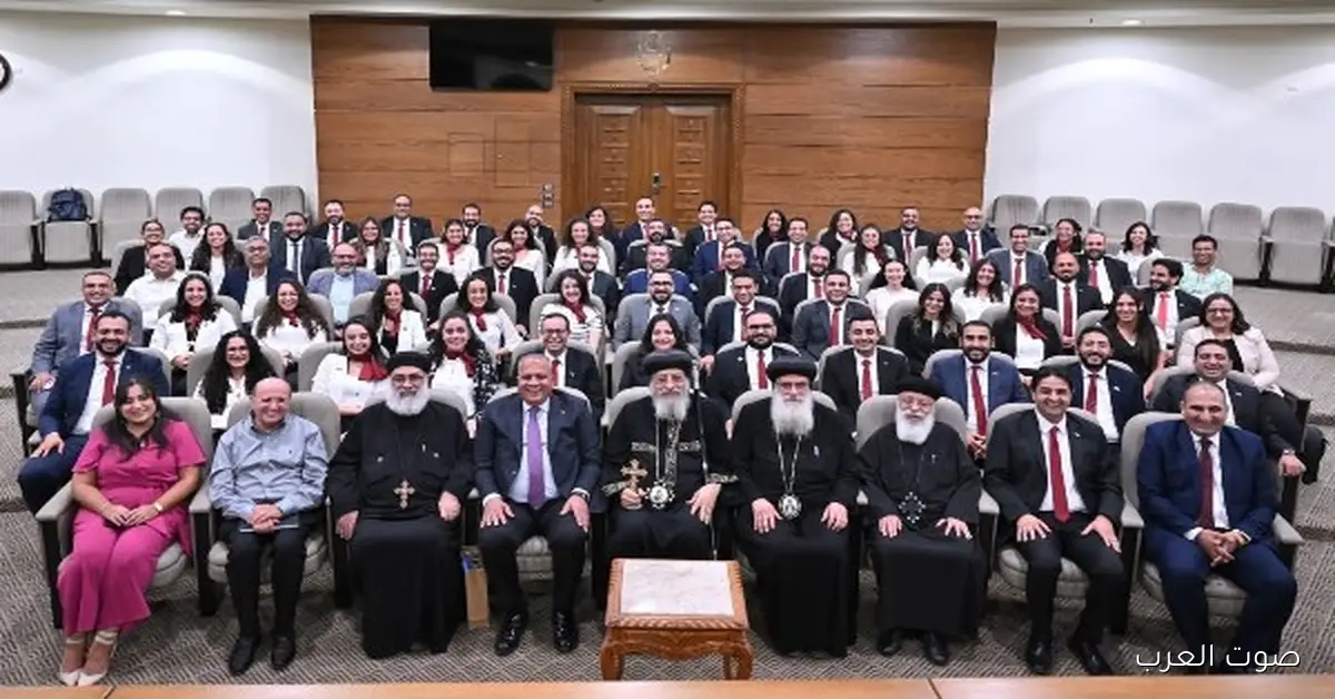 البابا تواضروس يقابل مجموعة من العاملين في مؤتمر مجلس الكنائس العالمي