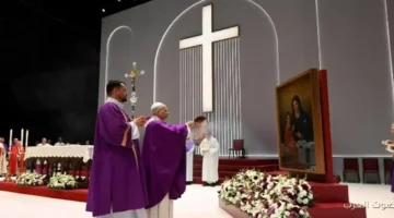 البابا لاون من تركيا يدعو لبناء جسور الوحدة بين الكنيسة وكل المسيحيين 24 البابا لاون من تركيا يدعو لبناء جسور الوحدة بين الكنيسة