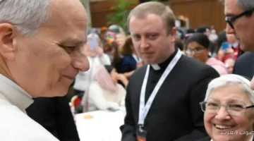 البابا لاون يكرم المحتاجين ويدعي لضحايا الحروب والعنف في احتفالية