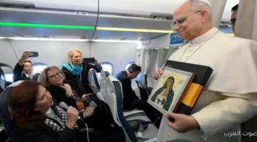 البابا لاوُن للصحفيين في الطيارة زيارتنا لتركيا ولبنان رسالة سلام