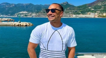 الحمد لله التذاكر قربت تخلص عمرو وهبة يروج لمسرحيته في