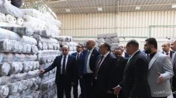الرئيس التنفيذي لجهاز تنمية المشروعات ومحافظ أسيوط يتجولوا في مصانع