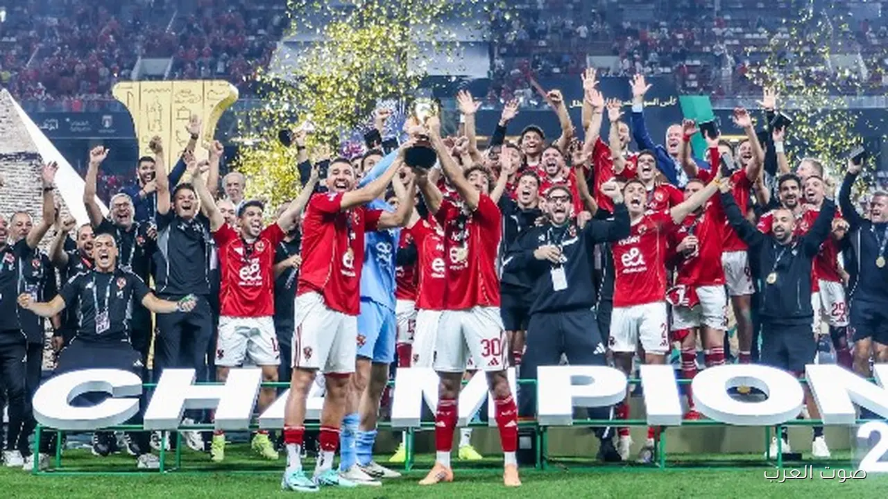 الرياضة بقت صناعة عضو مجلس الأهلي مستغرب من وصف فرقة