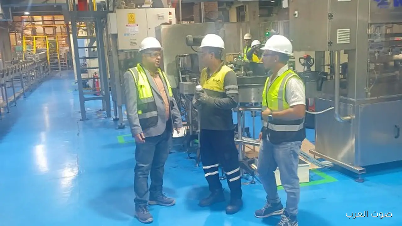 العمل 634 فرصة لتصحيح عقود المنشآت و528 مخالفة للحد الأدنى