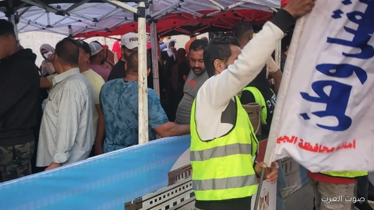 الناخبين لسه بيجوا على لجنة مدرسة محمد كريم في البحر