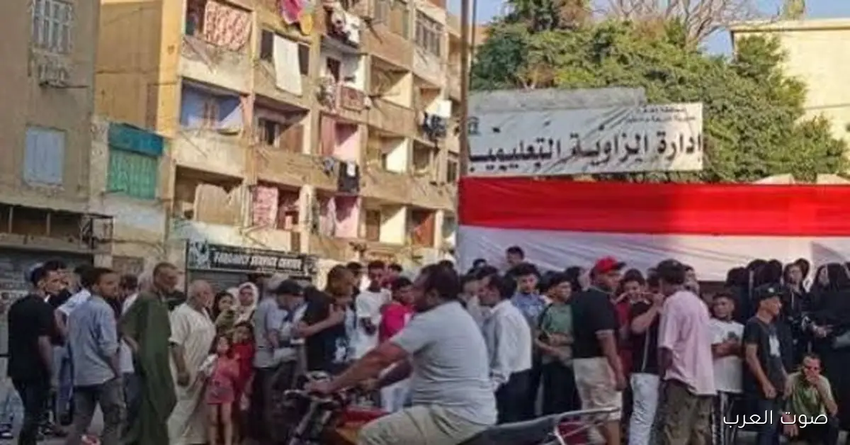 الناس بتتجمع بكثافة في لجان الانتخابات في الزاوية الحمراء والشرابية