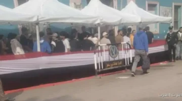 الناس بتتجمع في لجان السيدة زينب للتصويت