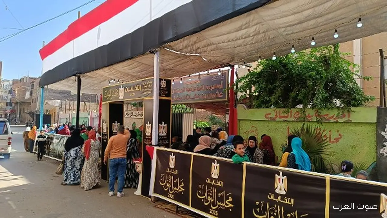 الناس متوجهة بكثافة للجان عثمان بن عفان وأوسيم في منشأة