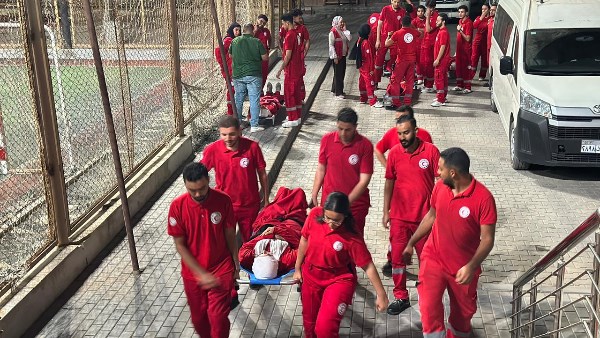 الهلال الأحمر يجهز 120 متطوع جديد لفرق الطوارئ