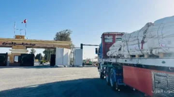 الهلال الأحمر يزود أهالي غزة بمساعدات شتوية وغذائية وبترولية في