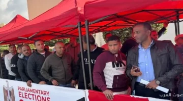 اليوم التاني الناس بتتوافد على لجنة المدرسة البريطانية في الرحاب