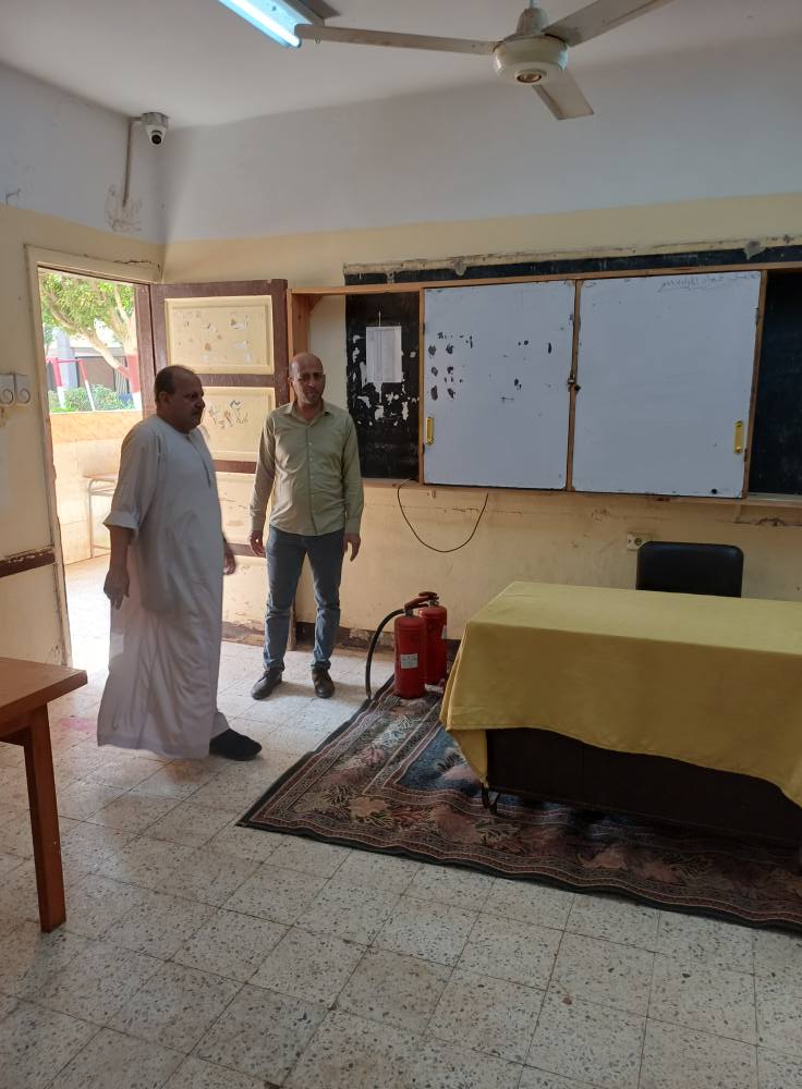 انتهاء تجهيز المدارس لانتخابات مجلس النواب ومنع لصق لافتات الدعاية