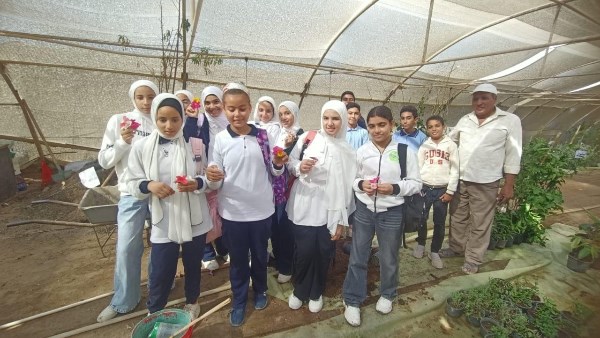 “بحوث الصحراء” بيستقبل مجموعات طلابية لتقوية التعليم العملي في البيئات الصحراوية في محطة جنوب سيناء