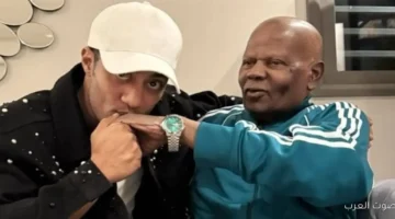 بدرية طلبة تقدم تعازيها لمحمد رمضان في وفاة والده