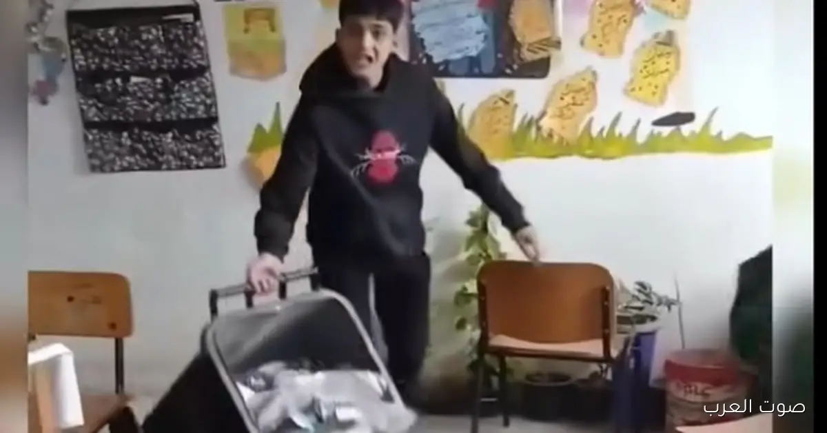 بعد فيديو إهانة معلمة في الفصل| أمهات مصر: عايزين وزارة التعليم تتدخل بحسم 2 بعد فيديو إهانة معلمة في الفصل| أمهات مصر: عايزين وزارة التعليم تتدخل بحسم