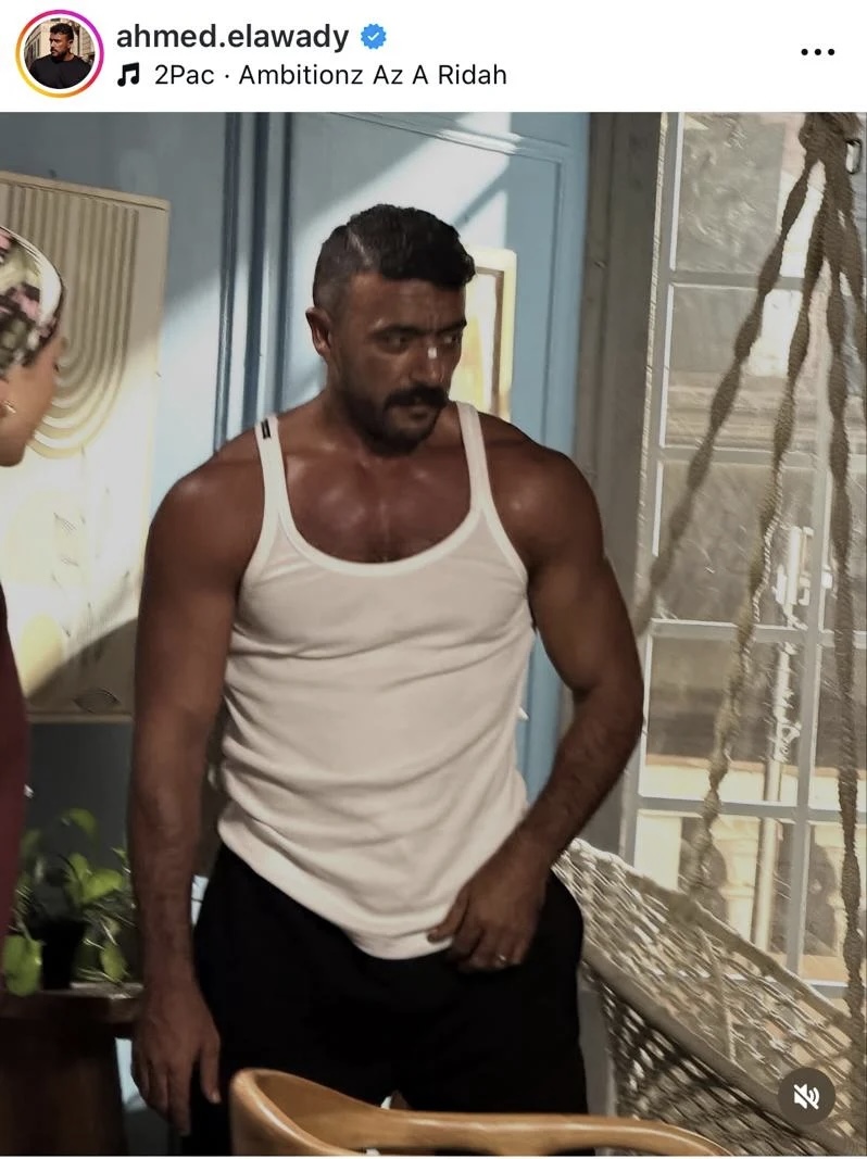 بـ اللوك الجديد العوضي يشارك صور من كواليس فيلم علي