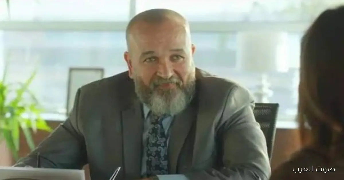 تحذير من نقابة المهن التمثيلية عن شخص بيقلد طلعت الشريف ويجمع فلوس