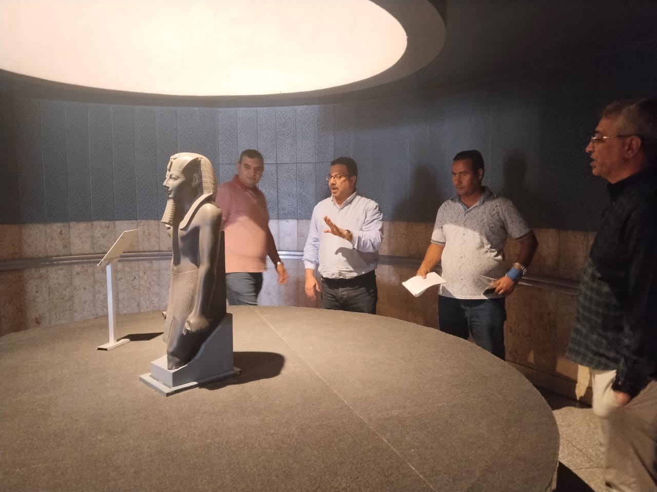 تطوير عرض جديد لخبيئة الأقصر في متحف الفن المصري القديم