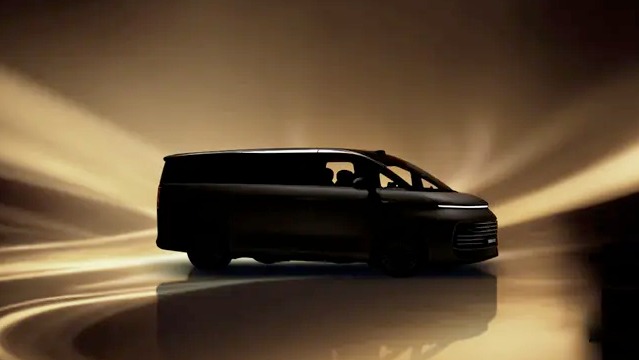 تعرف على جيلي Galaxy V900 العائلية بتكنولوجيا هجينة صور