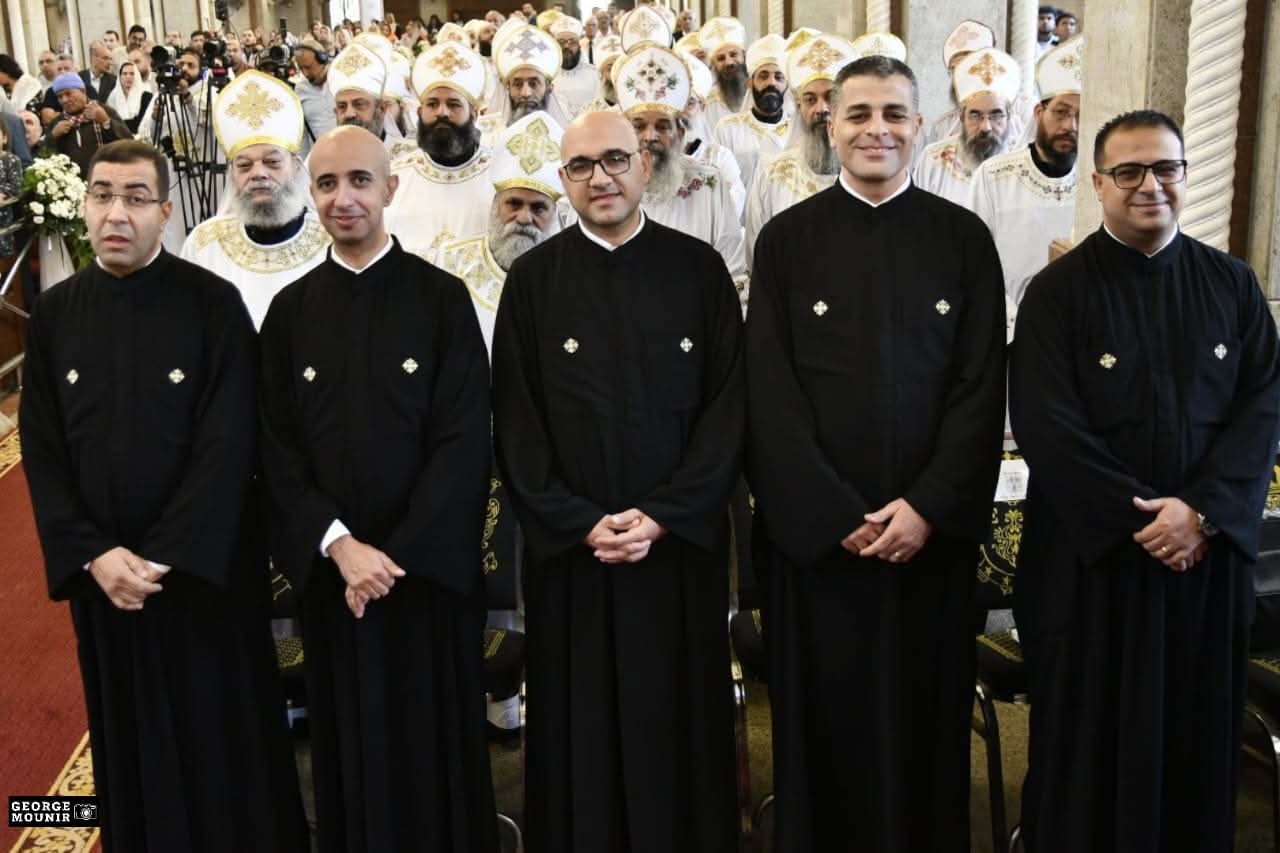 تعيين 5 كهنة جدد في <a href=