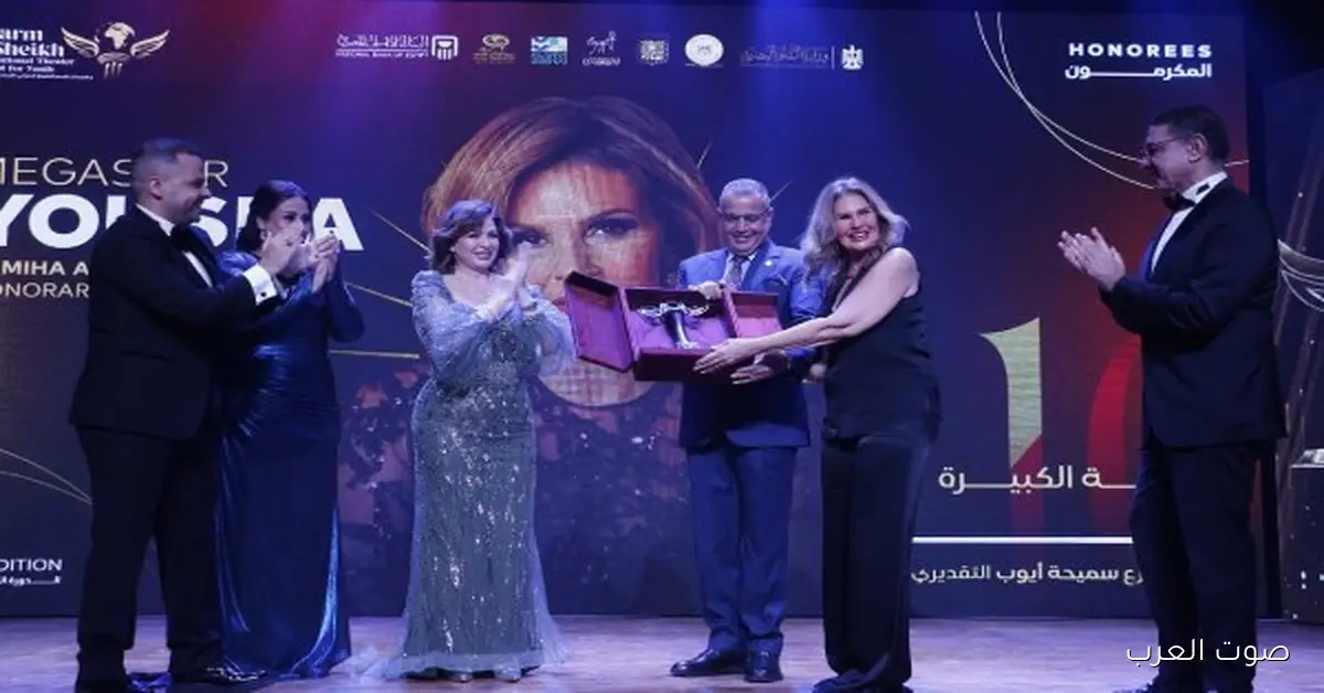 تكريم يسرا وبكاء إلهام وحضور النجوم.. 15 صورة من افتتاح مهرجان شرم الشيخ للمسرح الشبابي