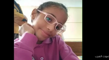 تلميذة بتحاول تلقي نفسها من شباك المدرسة بسبب تنمر زملائها