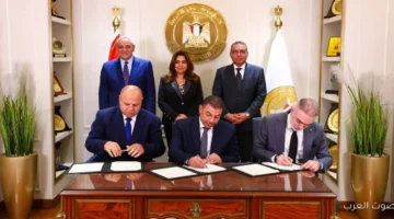 توقيع بروتوكول لطرح حق الانتفاع وإدارة وسائل النقل الداخلي في الغربية 27 توقيع بروتوكول لطرح حق الانتفاع وإدارة وسائل النقل الداخلي في