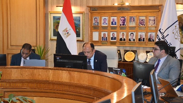 جامعة حلوان بتبحث عن سبل التعاون الأكاديمي مع جامعة يونينتونو الإيطالية